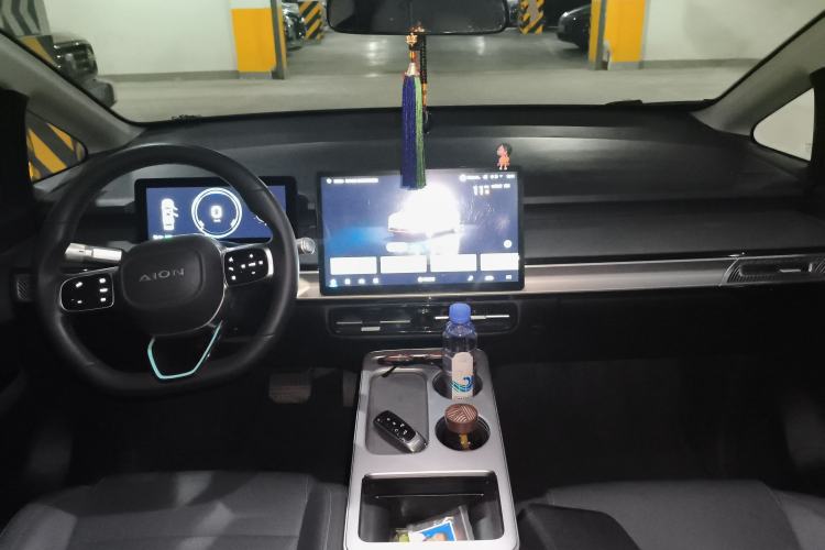 Used AION Y 2023 Younger Star Edition
