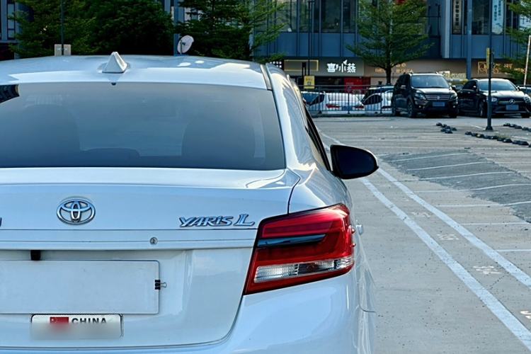 Used Toyota YARiS L 2019 1.5E CVT Dynamic Edition China VI compliant
