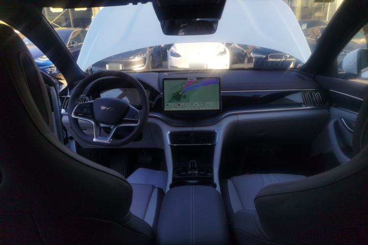 Used BYD Song PLUS New Energy 2024 Honor Edition EV 520km Premium Model
