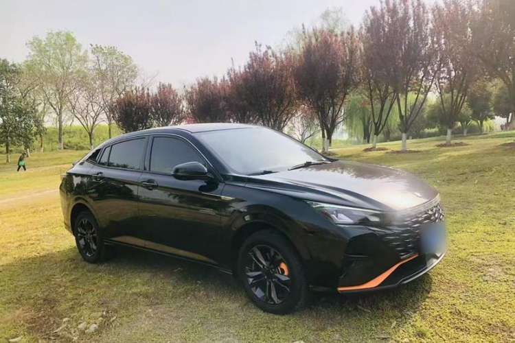 Used Dongfeng Aeolus Yixuan 2023 Mach Edition 1.5L Automatic Chasing Shadow Version
