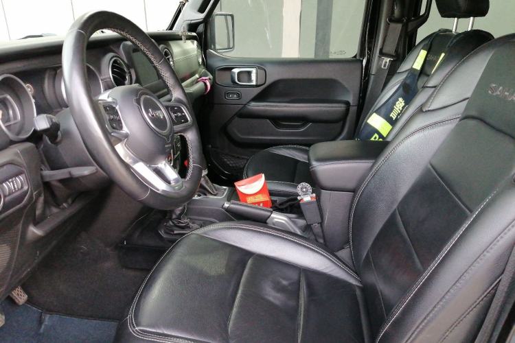 Used Jeep Wrangler 2018 2.0T Sahara Four-Door Edition