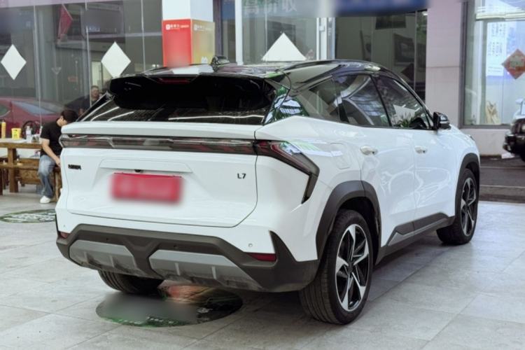 Used  L7 2023 1.5T 115 km Starship
