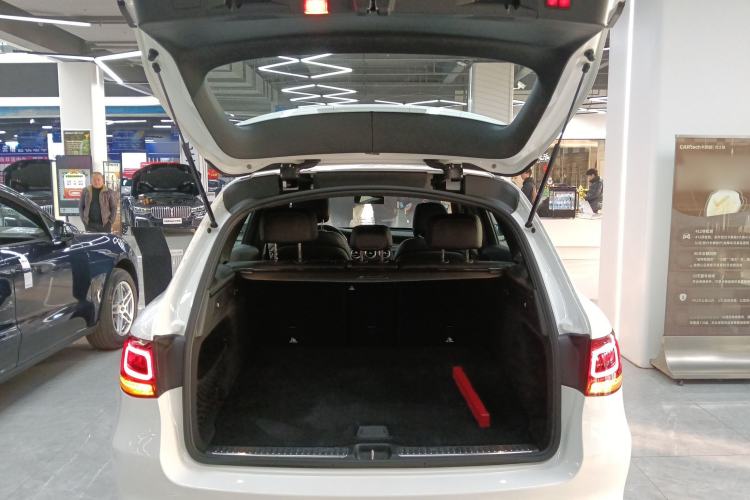 Used Mercedes-Benz GLC 2022 Second Facelift GLC 260 L 4MATIC Luxury Edition