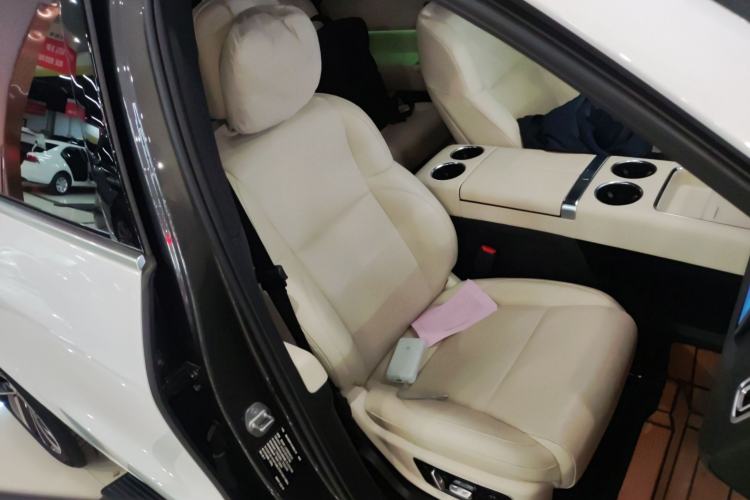 Used Li Auto L9 2022 Max model
