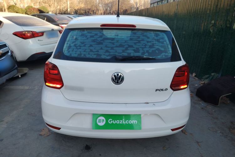 Used Volkswagen Polo 2014 1.4L Manual Fashion Edition
