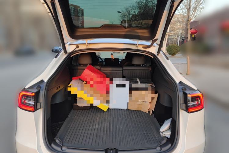 Used Tesla Model Y 2024 Rear-Wheel-Drive Version
