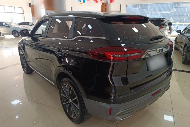 Used Geely Auto Emgrand X7 Sport 2018 1.8TD Automatic Two-Wheel Drive ZhiZun Model with 4G Connectivity