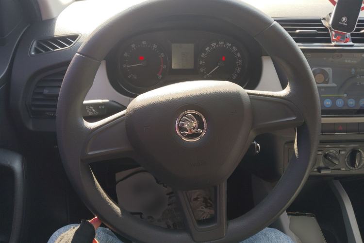 Used Skoda Fabia 2015 1.4L Manual Front-Wheel Drive Model