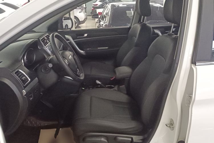 Used Haval M6 2019 1.5T DCT Two-Wheel Drive Elite Version China VI Standard
