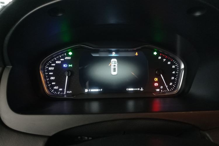 Used SAIC MAXUS G20 2023 PLUS 2.0T Gasoline Automatic Luxury Edition
