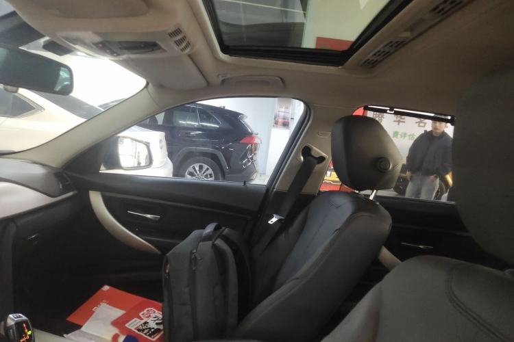 Used BMW 3 Series 2015 320Li Luxury Edition Fashion Model
