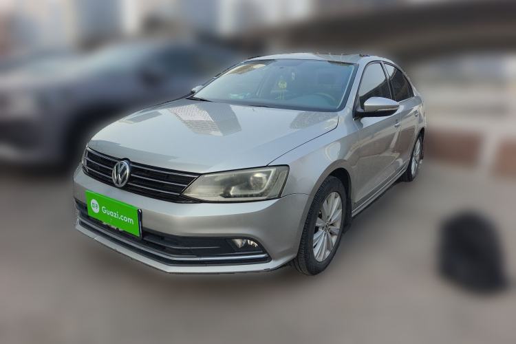 Used Volkswagen Sagitar 2015 230TSI Automatic Comfort Version