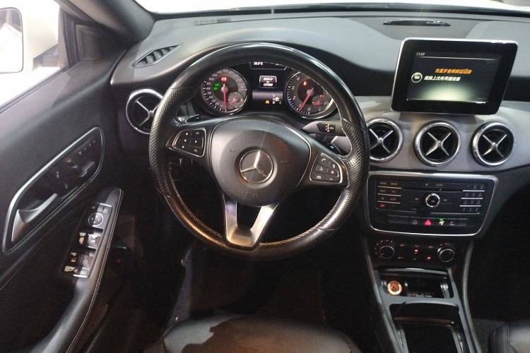 Used Mercedes-Benz CLA 2015 CLA 200