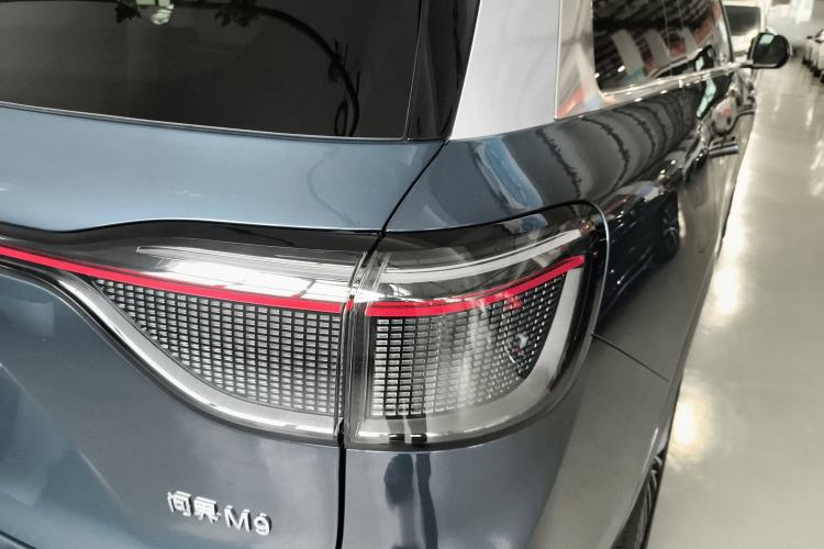 Used Hima AITO M9 2024 Range-Extended Ultra Version 52 kWh 5-Seater Model