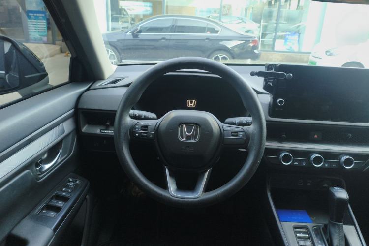 Used Honda CR-V 2024 240TURBO Two-Wheel-Drive Active Version 5 Seats