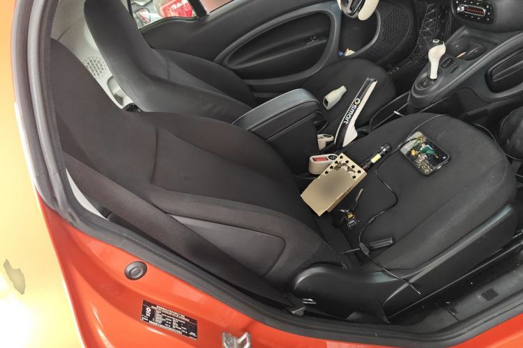 Used smart fortwo 2015 1.0L 52 kW hardtop Dynamic version
