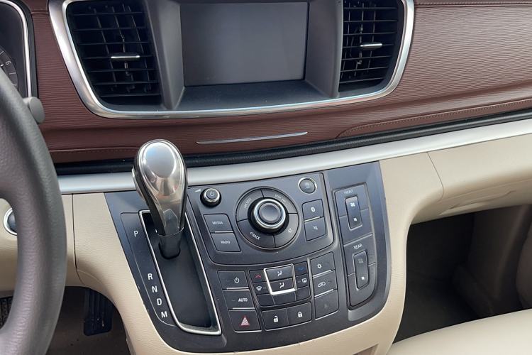 Used Buick GL8 2018 28T Comfort Model China VI Standard
