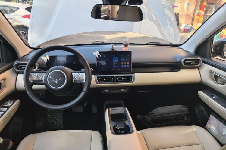 Used Wuling Bingo PLUS 2024 330 km Range Five-Seater Version