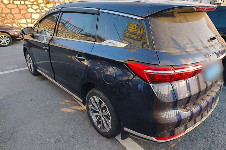 Used BYD Song MAX 2021 Upgraded Model 1.5T Automatic Luxury 6-Seater
