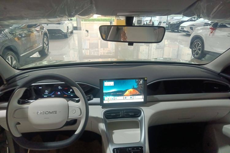 Used  Geome 2025 310km Youth Edition