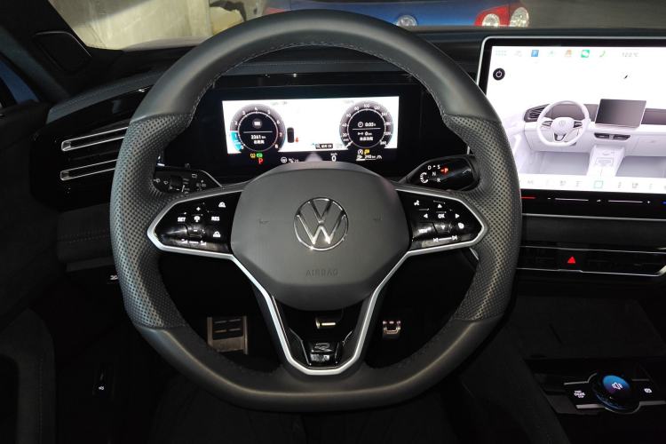 Used Volkswagen Tiguan L 2024 PRO 380TSI Four-Wheel Drive R-Line Prestige Edition
