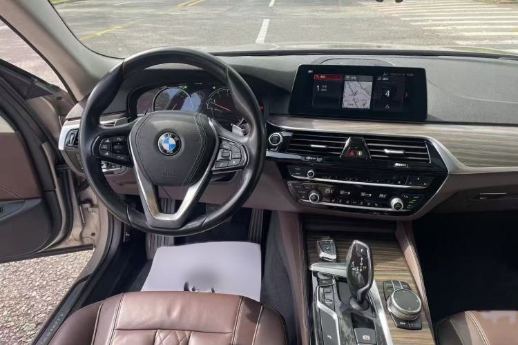 Used BMW 5 Series 2018 530Li Leading Edition Luxury Package
