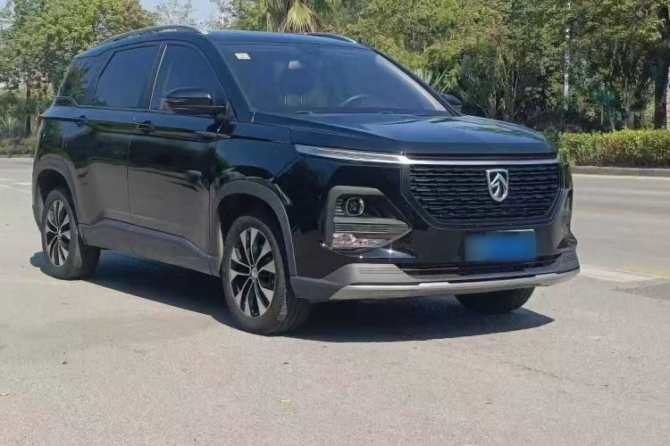 Used Baojun 530 2021 Global Car Anniversary Edition 1.5T CVT Luxury Model 5 Seats
