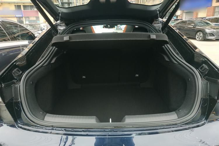 Used Changan UNI-V 2024 1.5T Prestige Sport Edition