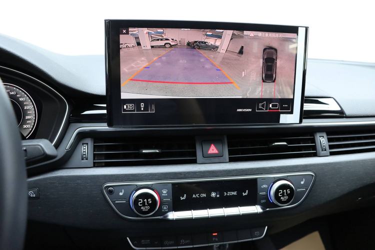 Used Audi A4L 2023 40 TFSI Luxury Dynamic Model
