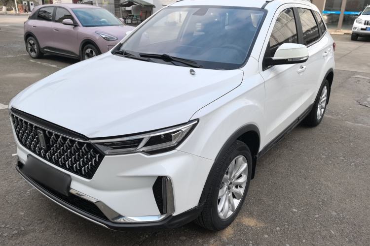 Used Bestune T33 2019 1.6L Manual Luxury Version China V