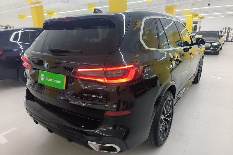 Used BMW X5 2022 Restyled xDrive 30Li Luxury Version M Sport Package
