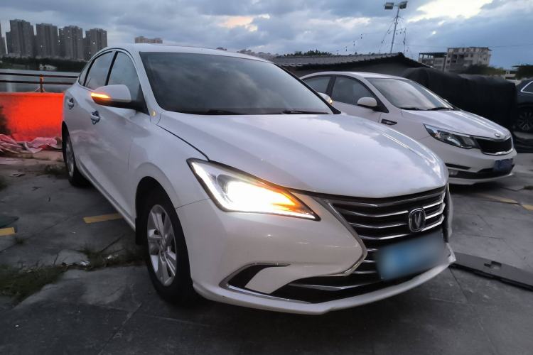 Used Changan Eado 2019 High-Energy Edition 1.6L GDI Manual Pioneer Model China VI Standard