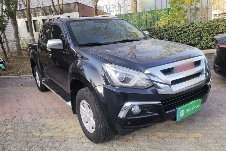 Used Isuzu D-MAX 2019 3.0T Four-Wheel Drive Automatic Ultra-Luxury Version 4JJ1-TC HI
