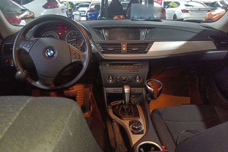 Used BMW X1 2013 sDrive18i Fashion Model
