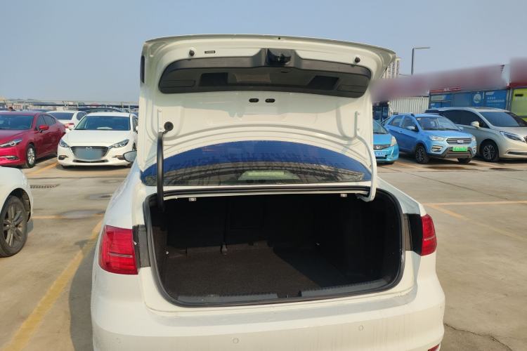 Used Volkswagen Sagitar 2015 1.6L Automatic Comfort Model