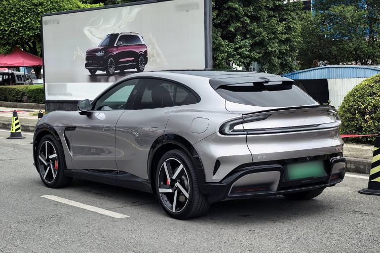 Used  YU7 2025 Ultra-Long Range High-Performance All-Wheel-Drive Max Edition
