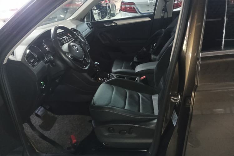 Used Volkswagen Tiguan L 2017 380TSI Automatic All-Wheel-Drive Luxury Edition