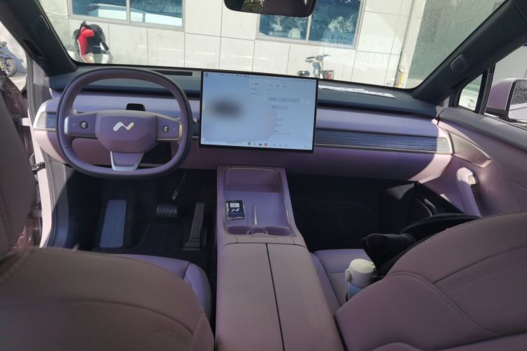 Used ONVO L60 2024 60 kWh All-Wheel Drive