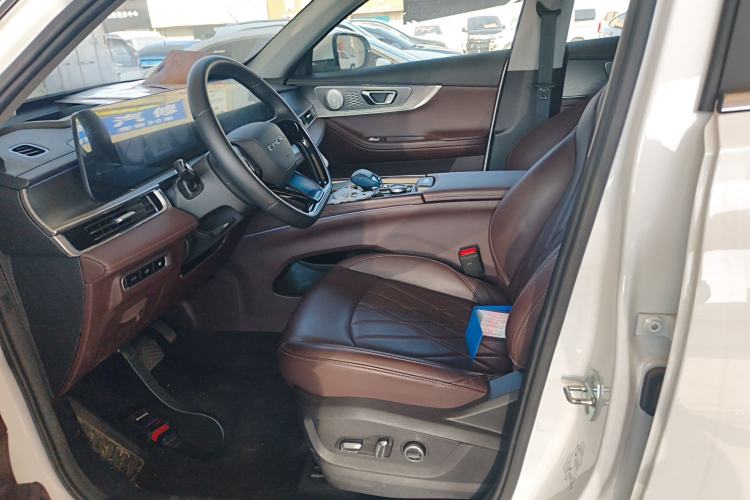 Used Chery Tiggo 8 PRO New Energy 2023 Champion Edition 1.5T 100km King's Version
