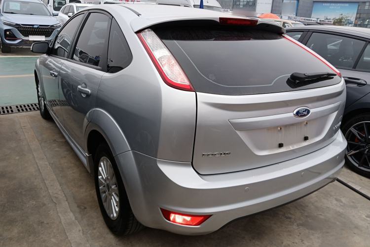 Used Ford Focus 2013 Hatchback Classic 1.8L Automatic Fashion Edition
