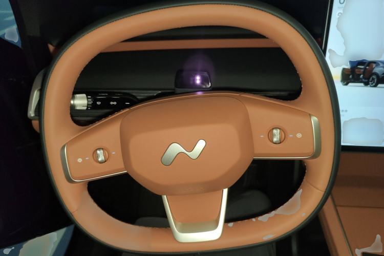 Used ONVO L60 2024 60 kWh Rear-Drive Version
