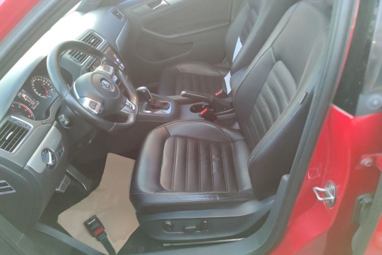 Used Volkswagen Sagitar 2013 2.0 TSI GLI
