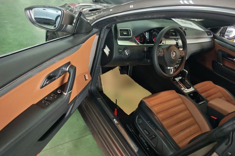 Used Volkswagen FAW-Volkswagen CC 2013 1.8TSI Luxury Model
