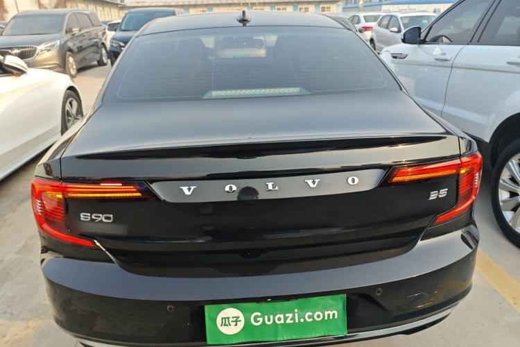 Used Volvo S90 2022 B5 Zhiyi Luxury Edition
