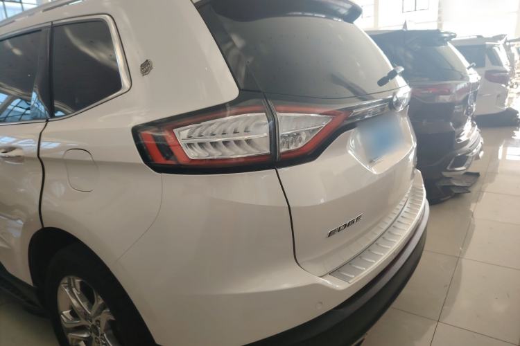 Used Ford Edge 2018 EcoBoost 245 Two-Wheel-Drive Titanium 7-Seater China V Standard
