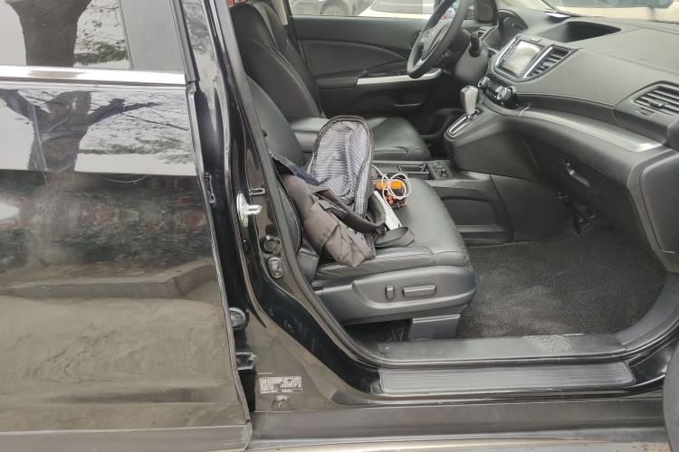 Used Honda CR-V 2015 2.4L two-wheel drive luxury version
