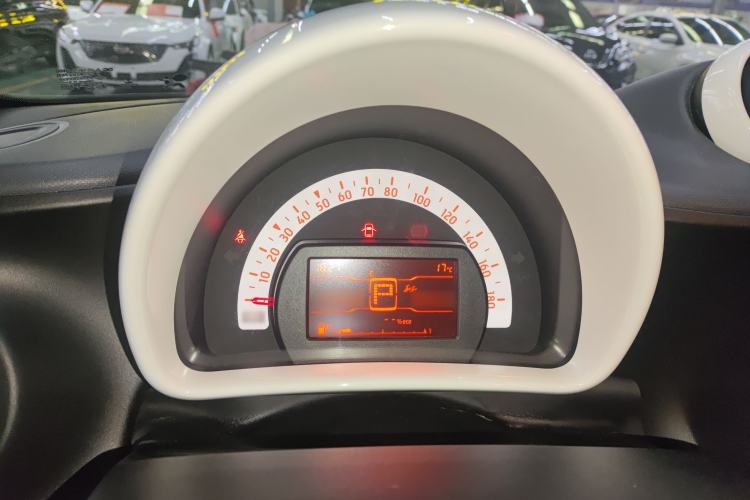 Used  forfour 2016 1.0L 52 kW Dynamic Edition
