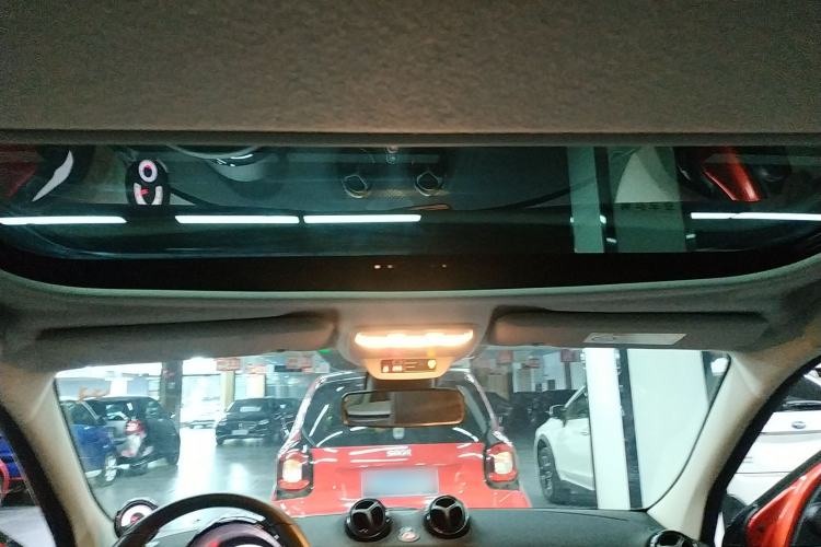 Used  forfour 2016 0.9T 66 kW Pioneer Edition
