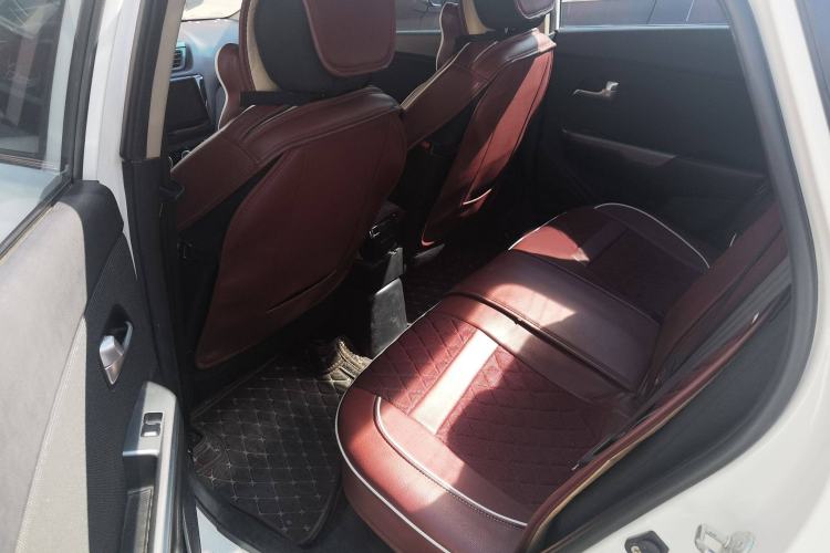 Used Kia K2 2015 Sedan 1.4L MT GLS
