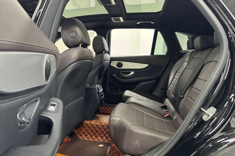 Used Mercedes-Benz GLC 2020 GLC 260 L 4MATIC Dynamic Model
